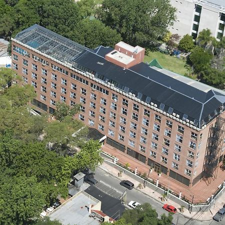 Готель Ramada By Wyndham Buenos Aires Вісенте-Лопес Екстер'єр фото
