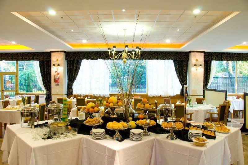 Готель Ramada By Wyndham Buenos Aires Вісенте-Лопес Екстер'єр фото