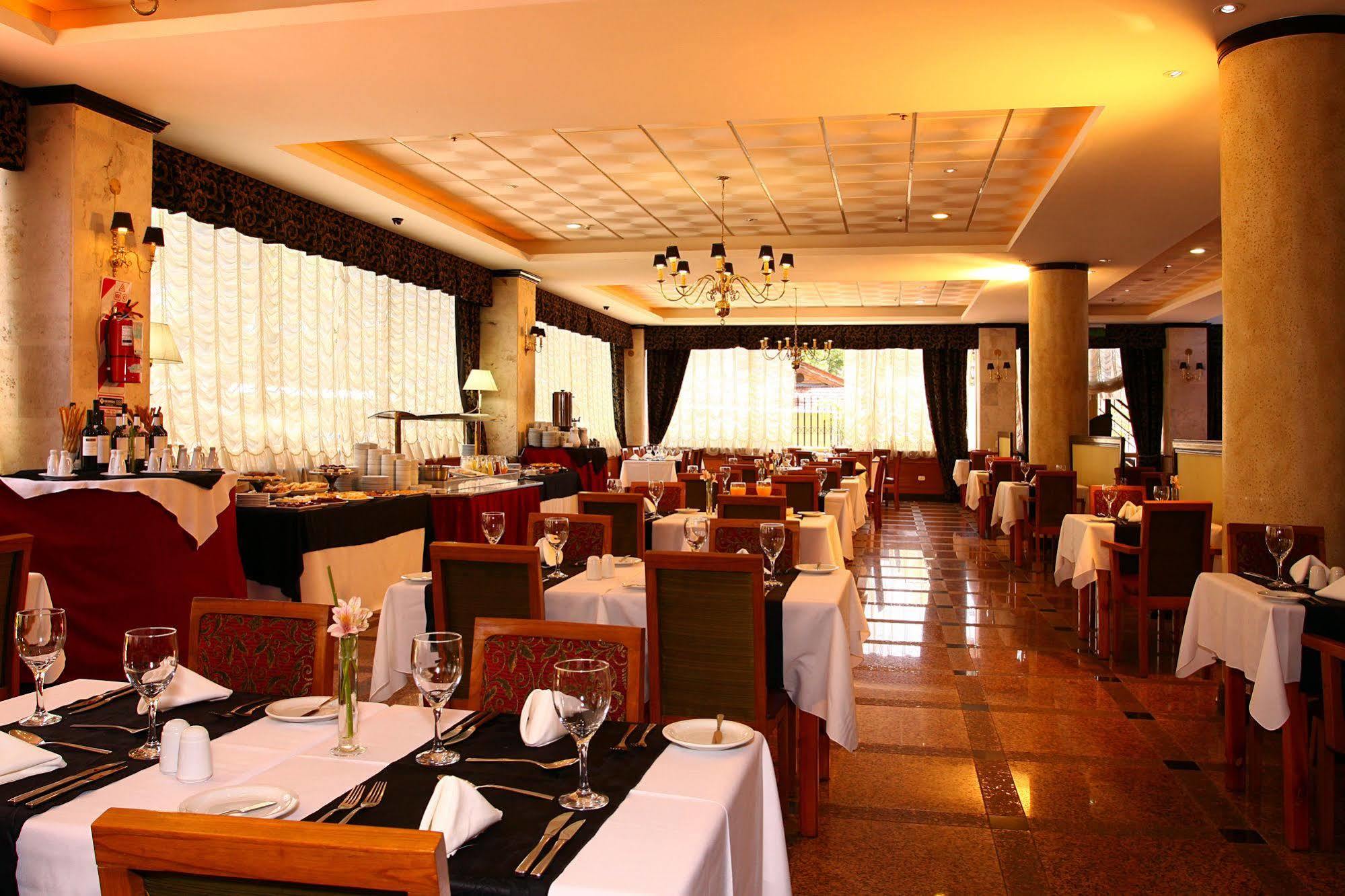 Готель Ramada By Wyndham Buenos Aires Вісенте-Лопес Екстер'єр фото