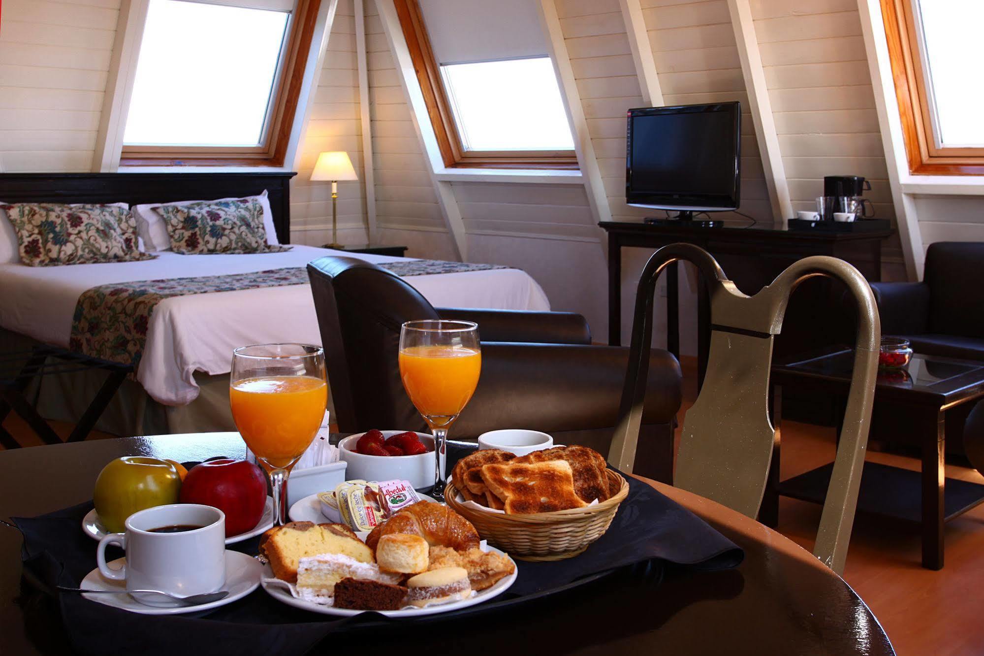Готель Ramada By Wyndham Buenos Aires Вісенте-Лопес Екстер'єр фото