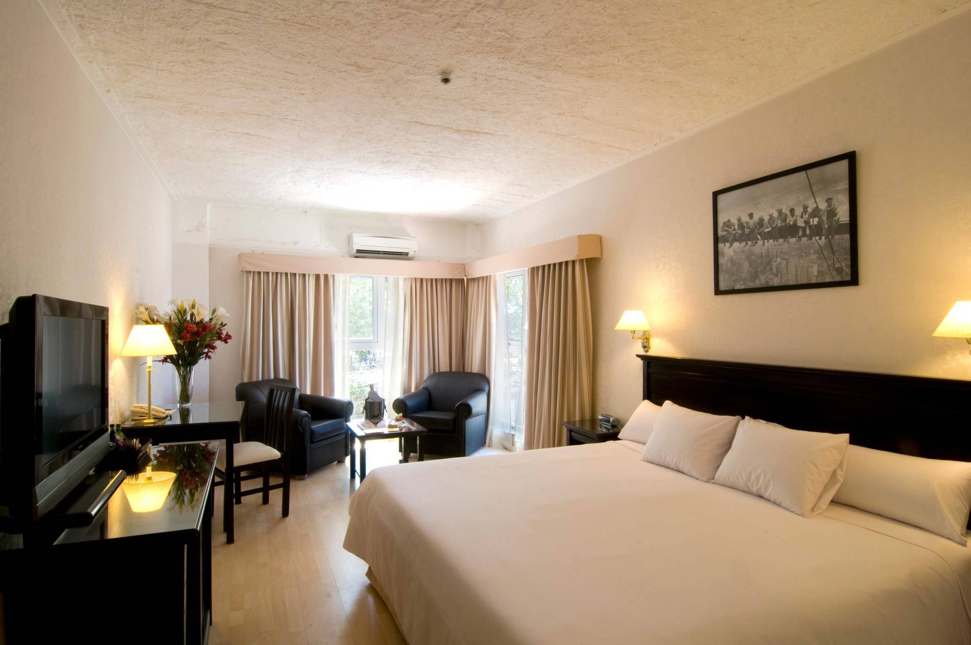 Готель Ramada By Wyndham Buenos Aires Вісенте-Лопес Номер фото