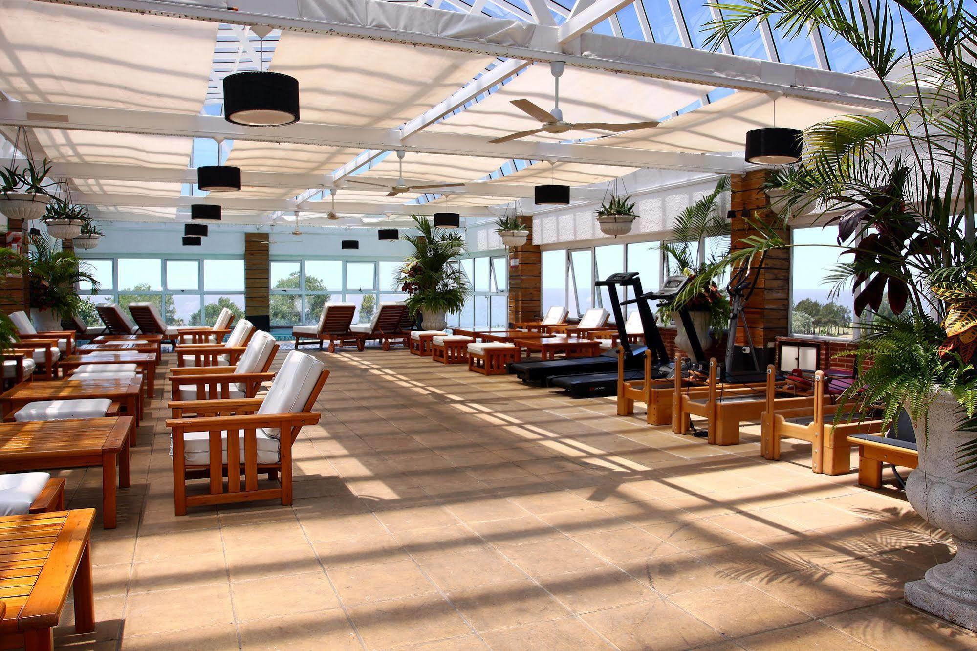 Готель Ramada By Wyndham Buenos Aires Вісенте-Лопес Екстер'єр фото